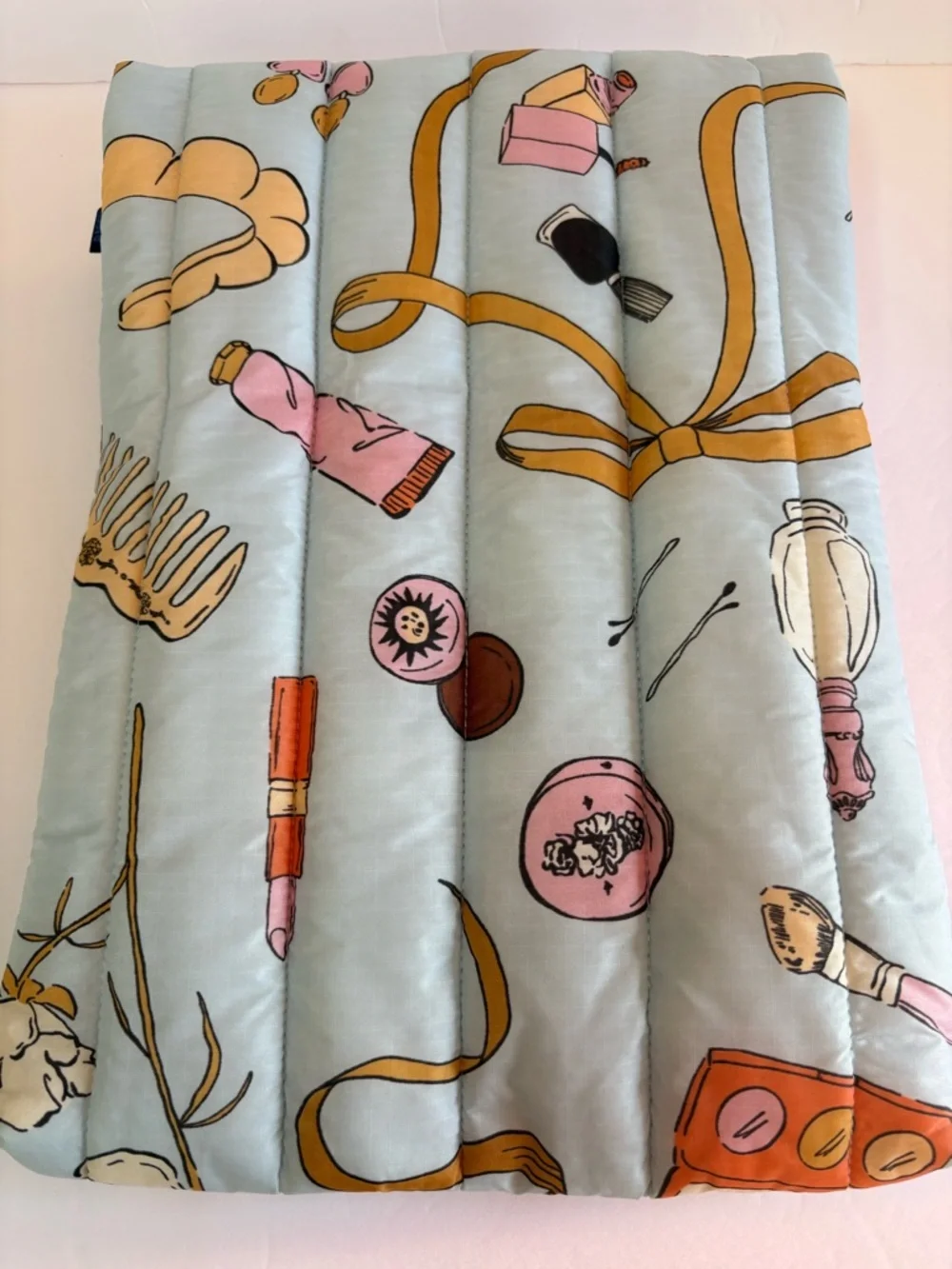 NWOT BAGGU 13